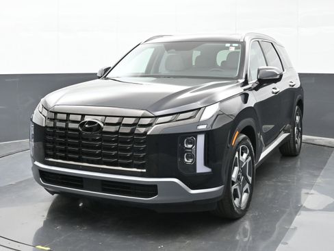 Used 2023 Hyundai Palisade SEL image 4