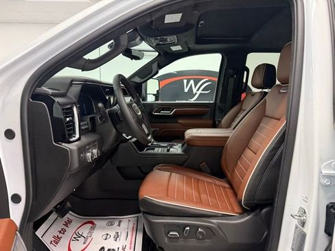 New 2026 GMC Sierra 3500 Denali Ultimate image 8