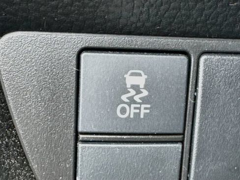 Used 2024 Honda HR-V EX-L image 13
