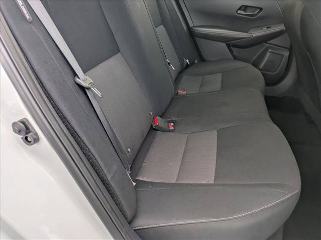 Used 2024 Nissan Sentra SV FWD image 18