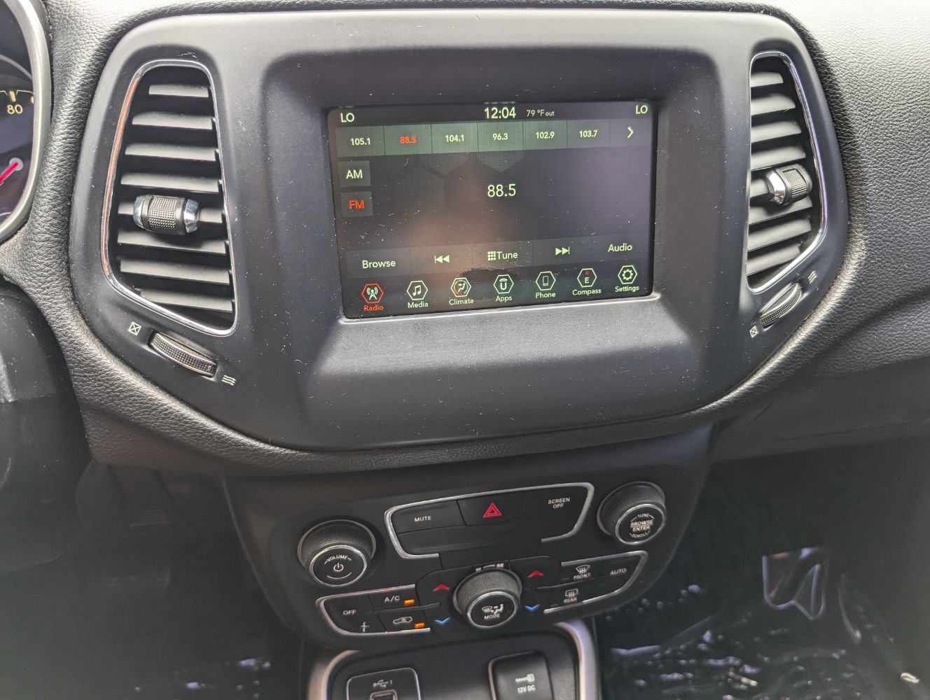 Used 2021 Jeep Compass Sport FWD image 22