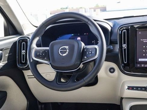 New 2026 Volvo XC40 B5 Ultra w/ Climate Package image 16