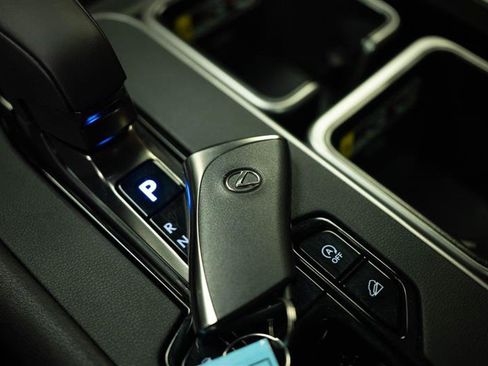 Used 2026 Lexus TX 350 AWD w/ Technology Package image 25