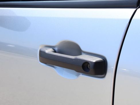 Used 2024 Toyota Tacoma TRD Off-Road AWD/4WD image 18