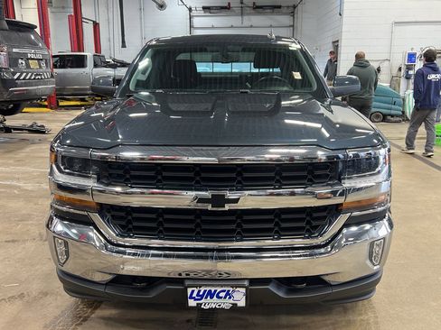 Used 2017 Chevrolet Silverado 1500 LT w/ LPO, Black Pack image 7