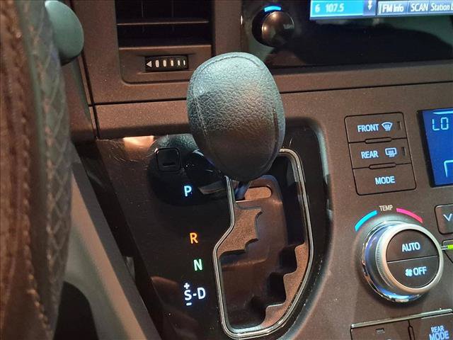 Used 2017 Toyota Sienna L FWD image 20
