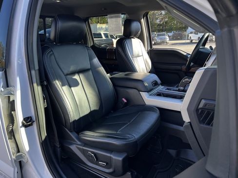 Used 2018 Ford F150 Lariat w/ Equipment Group 502A Luxury image 18