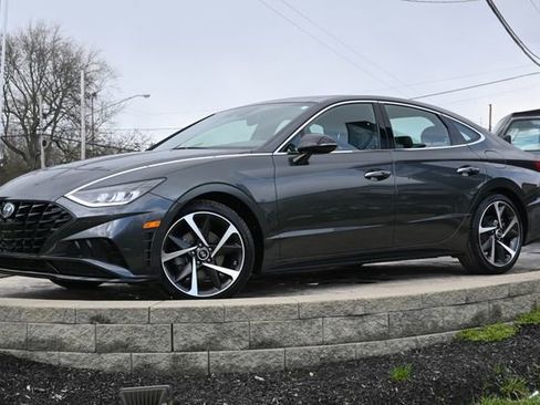 Used 2023 Hyundai Sonata SEL Plus image 1