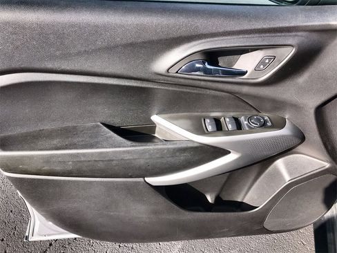 Used 2024 Chevrolet Trax LS w/ LS Convenience Package image 13