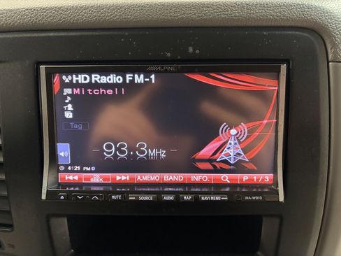 Used 2012 Nissan NV 3500 SV image 14