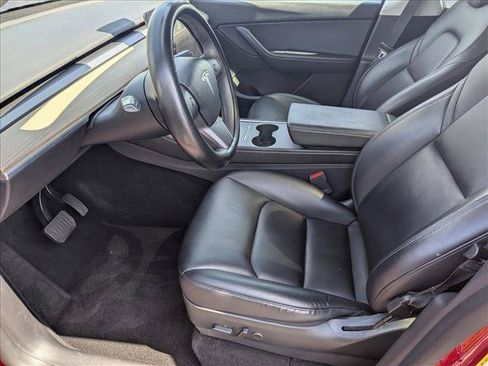 Used 2021 Tesla Model Y Long Range AWD/4WD image 15