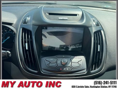 Used 2014 Ford Escape SE w/ Equipment Group 201A AWD/4WD image 17