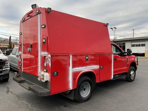 Used 2017 Ford F350 XL w/ Power Equipment Group image 5