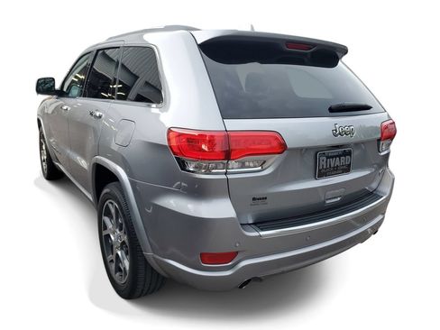 Used 2019 Jeep Grand Cherokee Overland RWD image 3