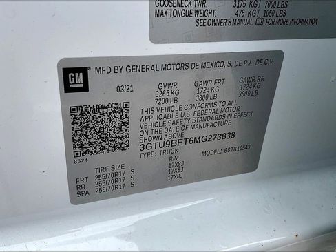 Used 2021 GMC Sierra 1500 SLE w/ Driver Alert Package II AWD/4WD image 36