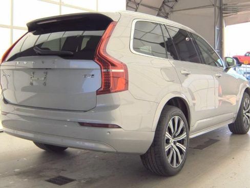 Used 2023 Volvo XC90 B5 Core w/ Protection Package Premier AWD/4WD image 4