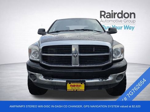 Used 2007 Dodge Ram 2500 Truck SLT image 2