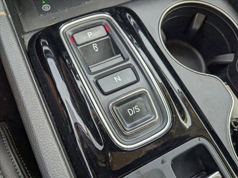Used 2024 Honda Pilot EX-L image 12