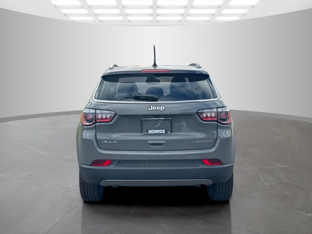 Certified 2024 Jeep Compass Limited AWD/4WD image 6