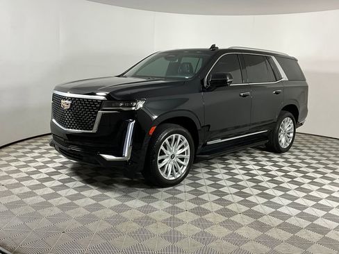 Used 2023 Cadillac Escalade Luxury image 1