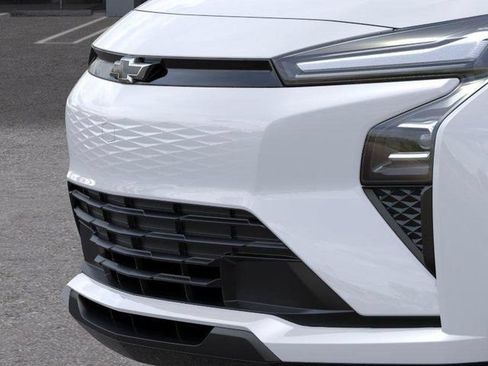 New 2027 Chevrolet Bolt LT w/ Comfort Package FWD image 13