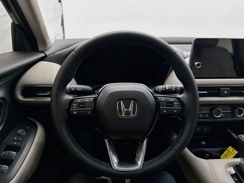 Certified 2026 Honda HR-V EX-L image 12