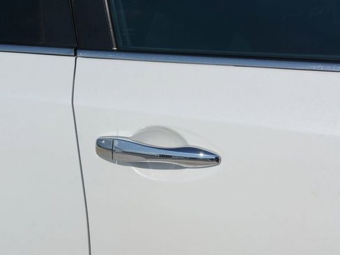 Used 2015 Nissan Altima 2.5 SV FWD image 16