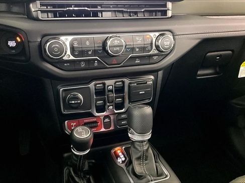 New 2026 Jeep Gladiator Mojave AWD/4WD image 6