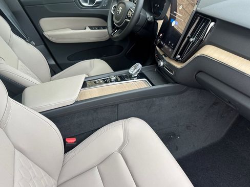 New 2026 Volvo XC60 T8 Plus w/ Protection Package Premier image 17