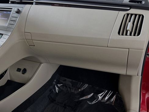 Used 2015 Toyota Prius Two image 35