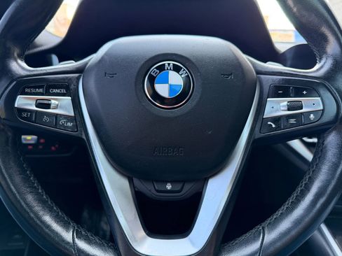 Used 2019 BMW 330i xDrive Sedan w/ Premium Package image 17