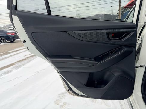 Used 2019 Subaru Crosstrek 2.0i Premium image 24