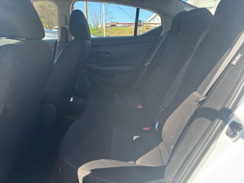 Used 2025 Nissan Sentra SV image 36