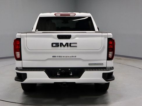 Used 2024 GMC Sierra 1500 Elevation w/ LPO, Elevation Black Package AWD/4WD image 9