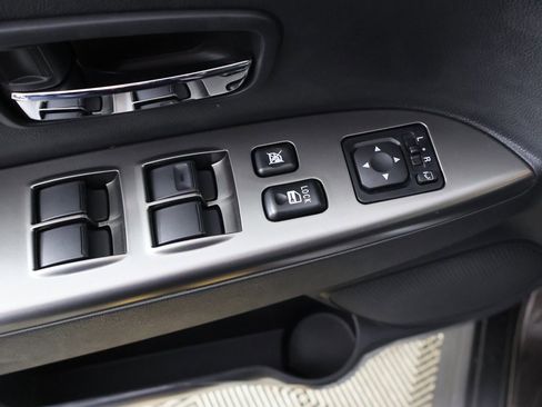 New 2026 Mitsubishi Outlander Sport SE image 33