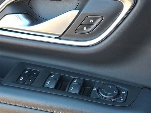 Used 2022 Chevrolet Tahoe LT image 24