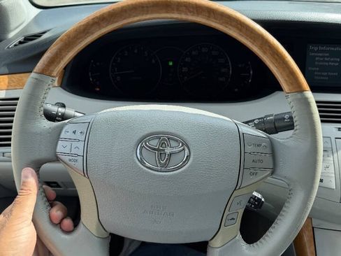 Used 2006 Toyota Avalon Limited FWD image 12