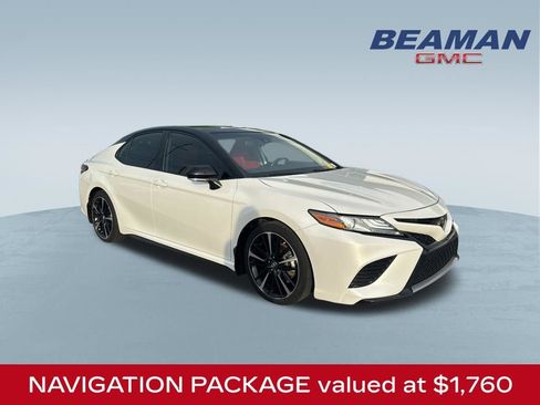 Used 2019 Toyota Camry XSE w/ Navigation Package FWD image 1