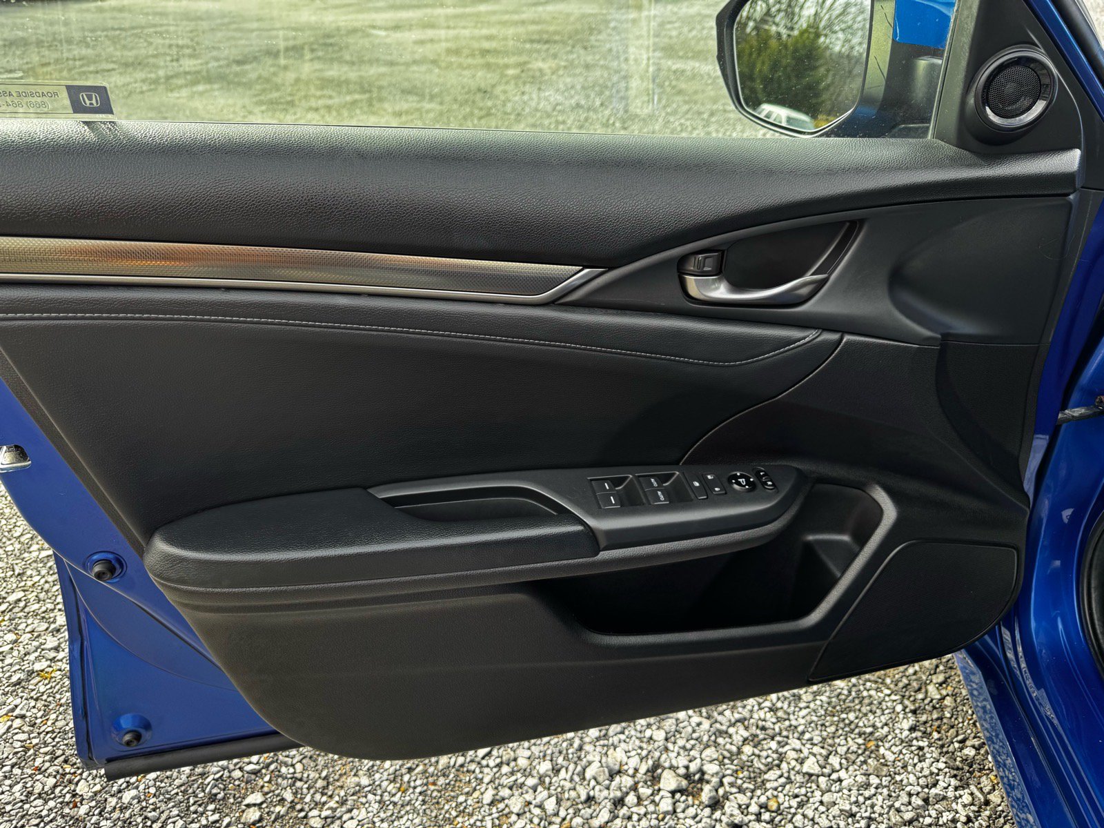 Used 2017 Honda Civic EX-L image 14