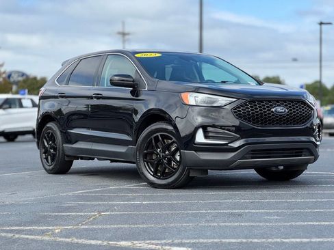 Certified 2023 Ford Edge SEL image 2