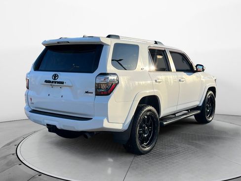 Used 2020 Toyota 4Runner SR5 image 7