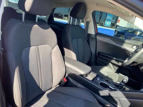 Used 2021 Kia K5 LX image 13