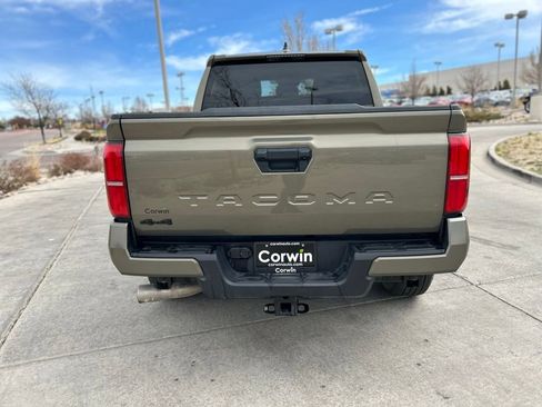 Used 2025 Toyota Tacoma TRD Sport image 8