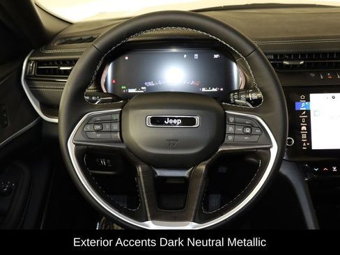 New 2026 Jeep Grand Cherokee Limited image 7