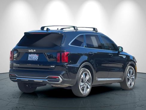 Certified 2023 Kia Sorento SX Prestige image 4
