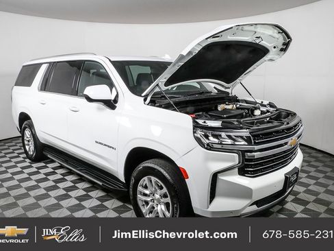 Used 2024 Chevrolet Suburban LT image 36