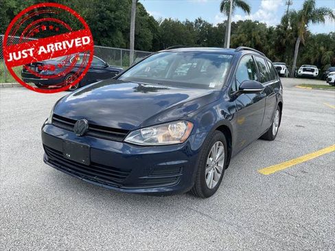Used 2017 Volkswagen Golf S AWD/4WD image 1