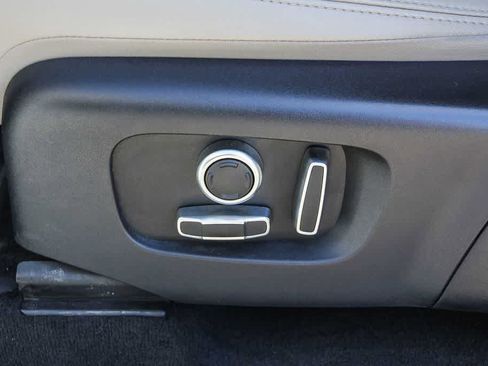 Used 2021 Land Rover Discovery Sport S image 21