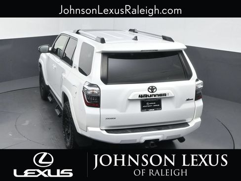 Used 2024 Toyota 4Runner SR5 Premium w/ Moonroof Package AWD/4WD image 27