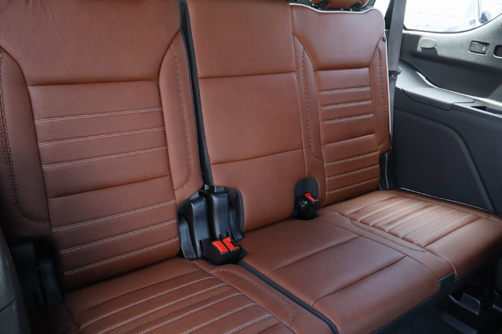 Certified 2023 GMC Yukon Denali Ultimate AWD/4WD image 33